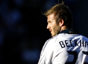 9you娱乐-赛道之外，篮网之巅，当F1引擎轰鸣遇见欧文末节狂飙