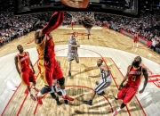 九游体育直播-丹麦队横扫德国队，桃田贤斗点燃赛场，羽坛的双重震撼