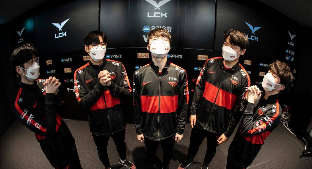 BRO绝杀LGD,Canyon单局斩获MVP激烈交锋四强赛,技惊四座的简单介绍 BRO绝杀LGD,Canyon单局斩获MVP激烈交锋四强赛,技惊四座的简单介绍