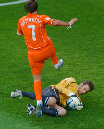 荷兰遭遇黑马捷克,晋级希望蒙上阴影的简单介绍 荷兰遭遇黑马捷克,晋级希望蒙上阴影的简单介绍